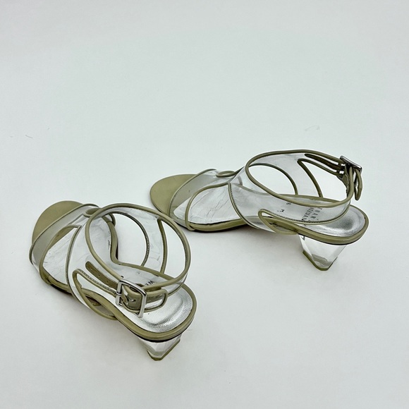 Authentic Stuart Weitzman heeled sandals - Picture 3 of 6